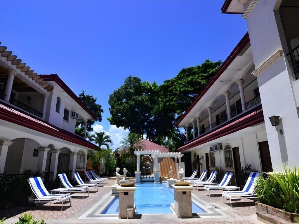 Hotel Palmas del Mar Bacolod Exterior foto